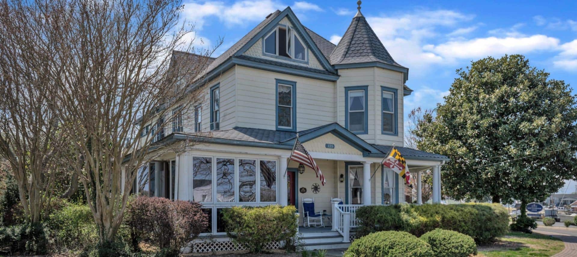 Luxury Accommodations At Our Chesapeake Bay Inn On Solomons Island MD