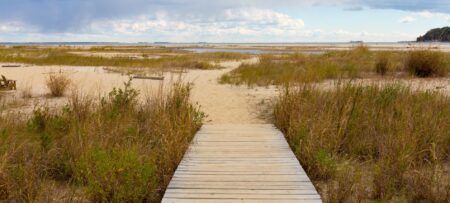 boardwalk to beach